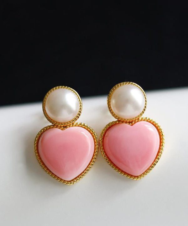 Cute Pink Sterling Silver Overgild Love Pearl Stud Earrings For Sale - Image 3